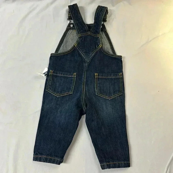 Old Navy - NWT - Denim overalls. Size 6-12 months - Picture 2 of 3
